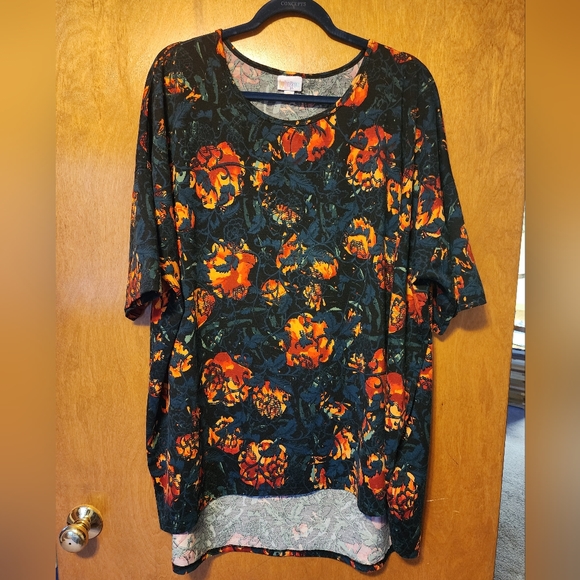 Long tee - Picture 1 of 4